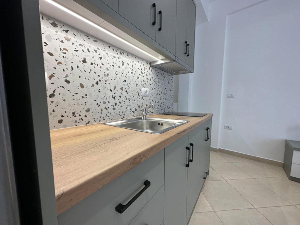 Aila Apartment Саранде Екстериор снимка