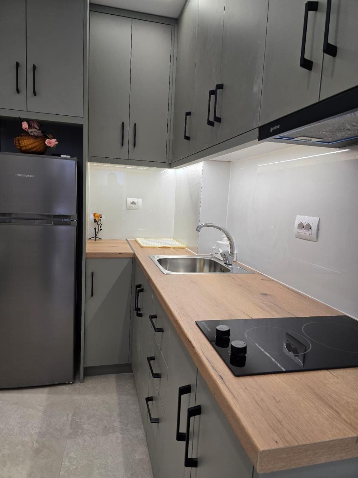Aila Apartment Саранде Екстериор снимка